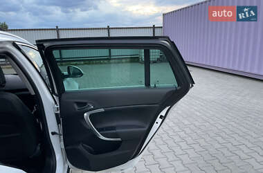 Універсал Opel Insignia 2011 в 