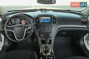 Универсал Opel Insignia 2010 в 