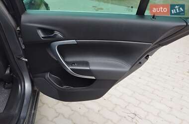 Универсал Opel Insignia 2009 в 