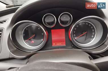 Универсал Opel Insignia 2009 в 