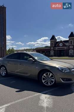 Лифтбек Opel Insignia 2015 в 