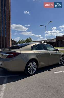 Лифтбек Opel Insignia 2015 в 