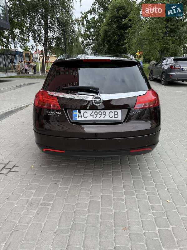 Универсал Opel Insignia 2011 в Луцке