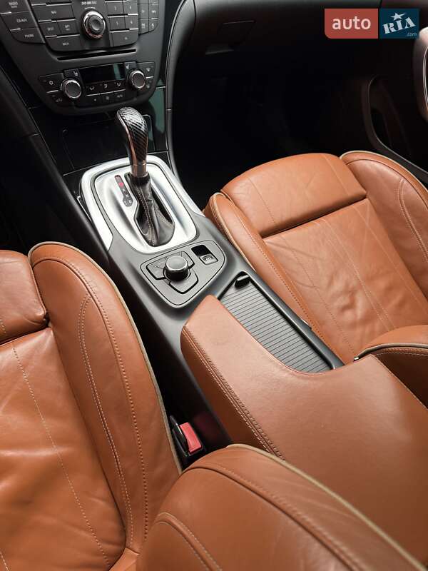 Универсал Opel Insignia 2011 в Луцке