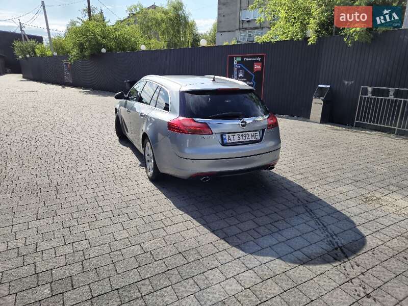 Универсал Opel Insignia 2013 в Ивано-Франковске