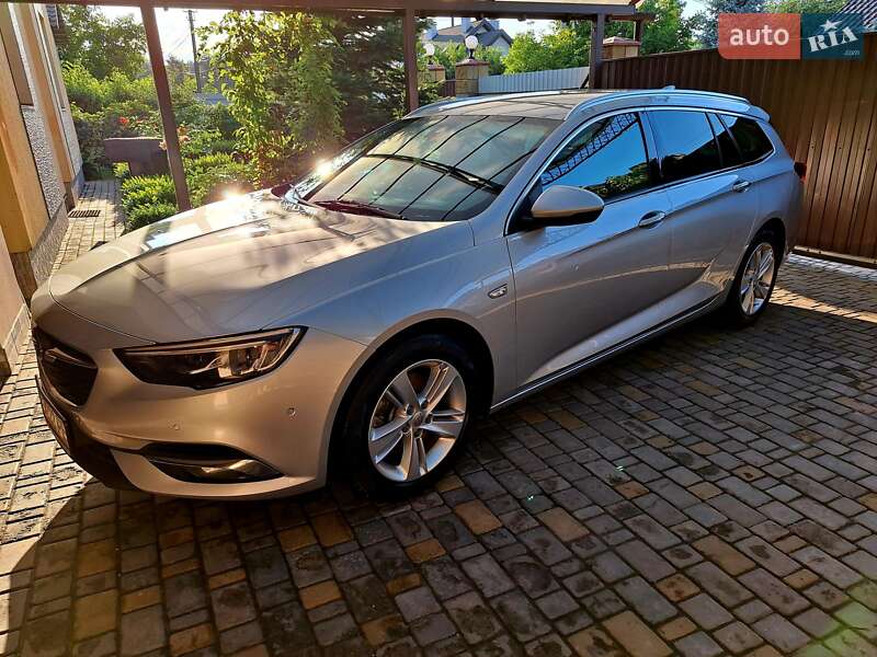 Универсал Opel Insignia 2017 в Киеве