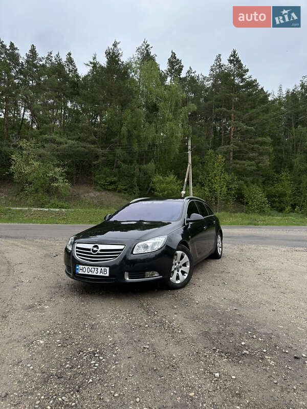 Універсал Opel Insignia 2011 в Тернополі