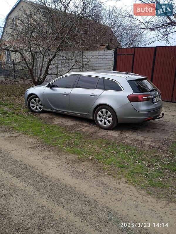 Универсал Opel Insignia 2015 в Днепре