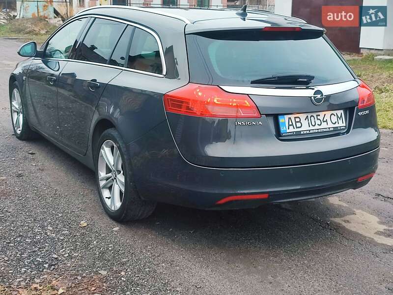 Универсал Opel Insignia 2013 в Виннице