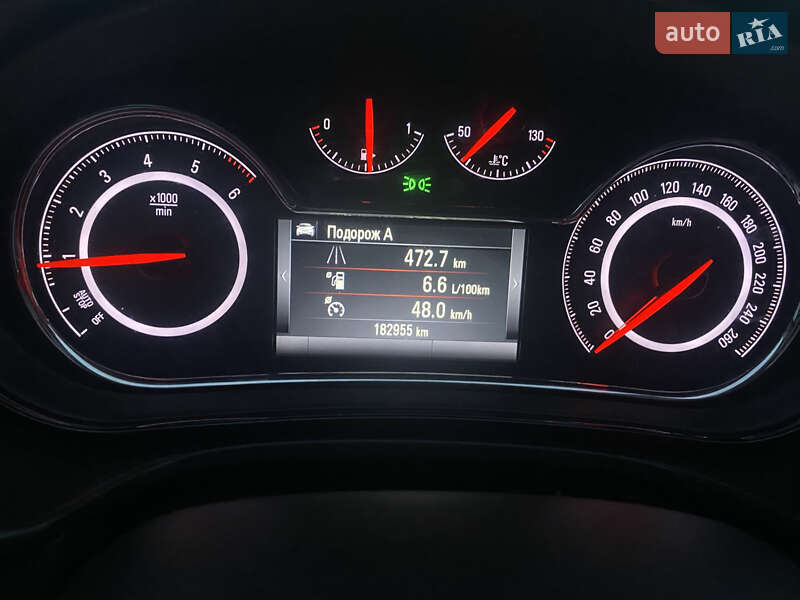 Універсал Opel Insignia 2015 в Сумах