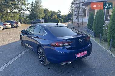 Лифтбек Opel Insignia 2020 в 