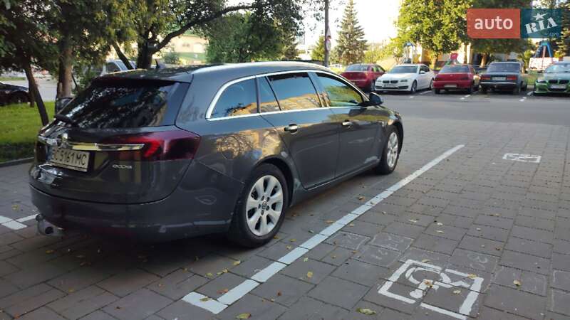 Универсал Opel Insignia 2015 в Львове