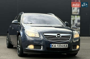 Универсал Opel Insignia 2011 в Киеве