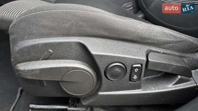 Универсал Opel Insignia 2012 в Киеве