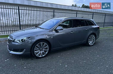 Универсал Opel Insignia 2016 в 