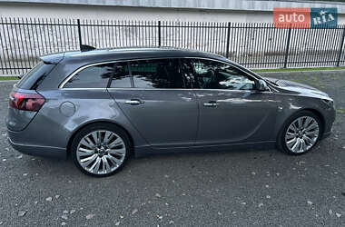 Универсал Opel Insignia 2016 в 