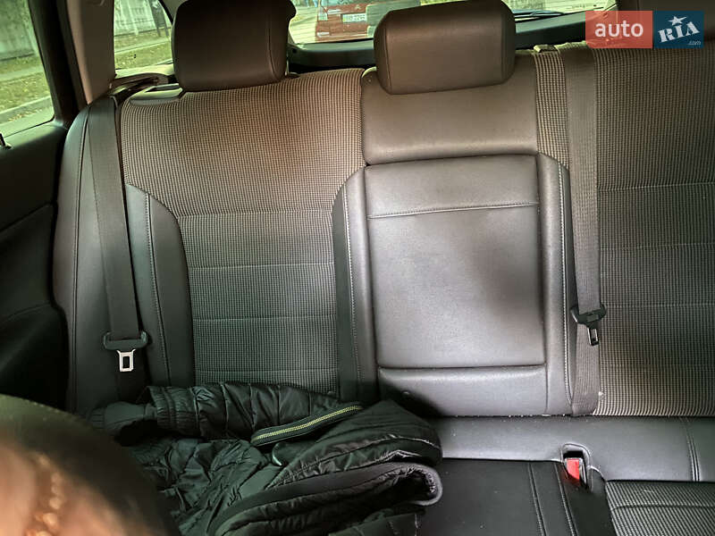 Универсал Opel Insignia 2010 в Киеве