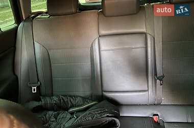 Универсал Opel Insignia 2010 в 