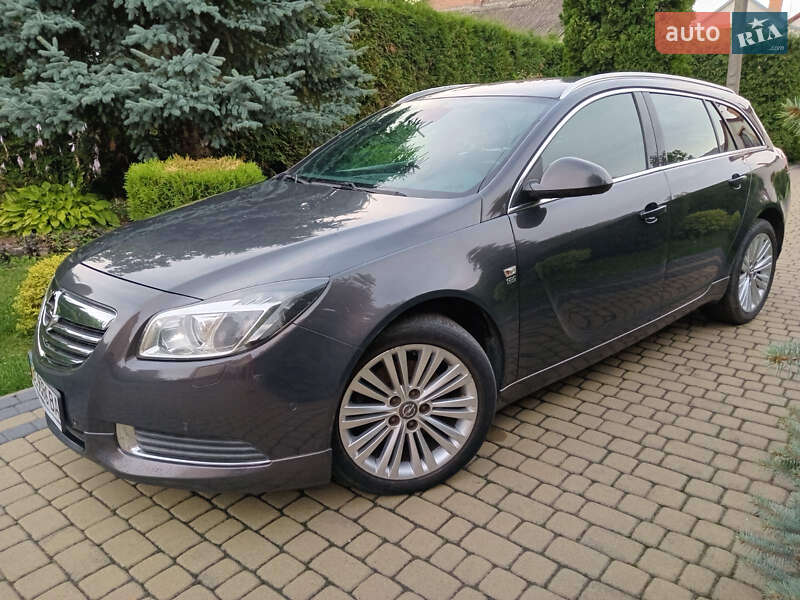 Універсал Opel Insignia 2013 в Львові