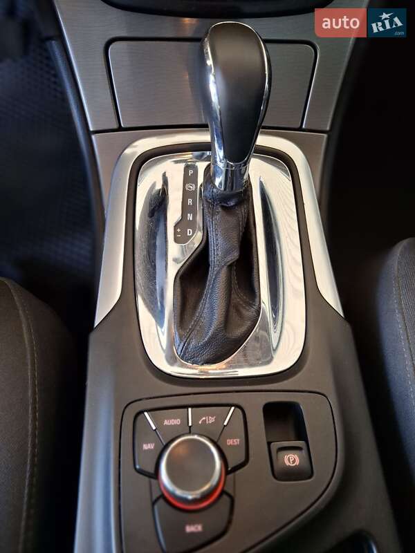 Седан Opel Insignia 2009 в Николаеве