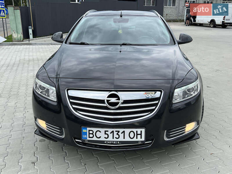 Универсал Opel Insignia 2011 в Львове
