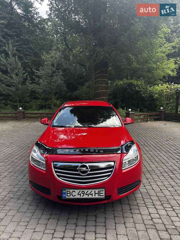 Opel Insignia 2011