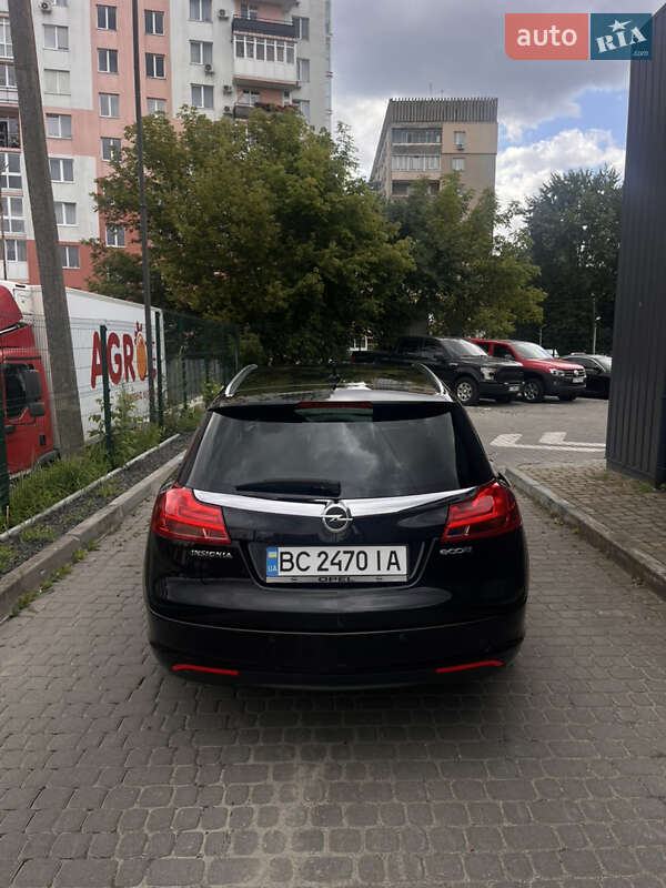 Универсал Opel Insignia 2011 в Львове