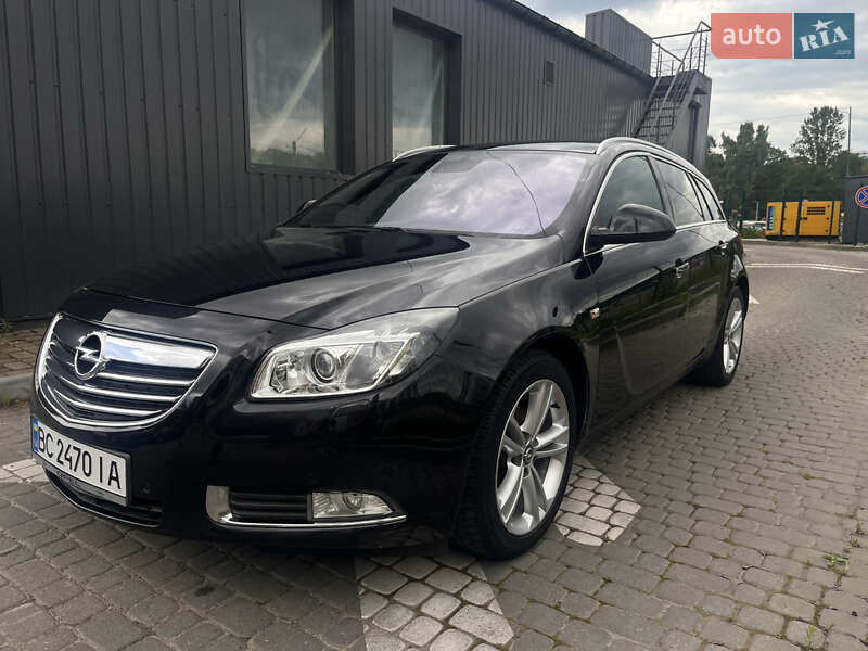Универсал Opel Insignia 2011 в Львове
