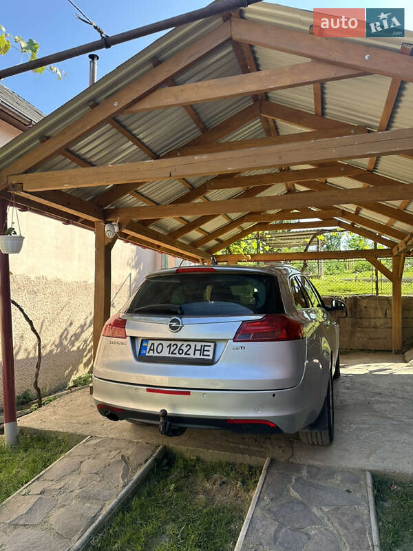 Універсал Opel Insignia 2009 в Перечині
