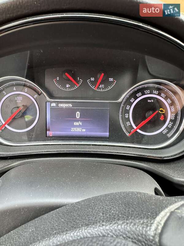 Універсал Opel Insignia 2014 в Чорткові