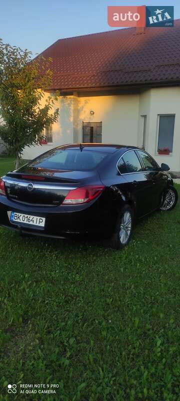 Седан Opel Insignia 2008 в Здолбуніві