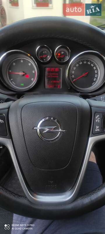 Седан Opel Insignia 2008 в Здолбуніві