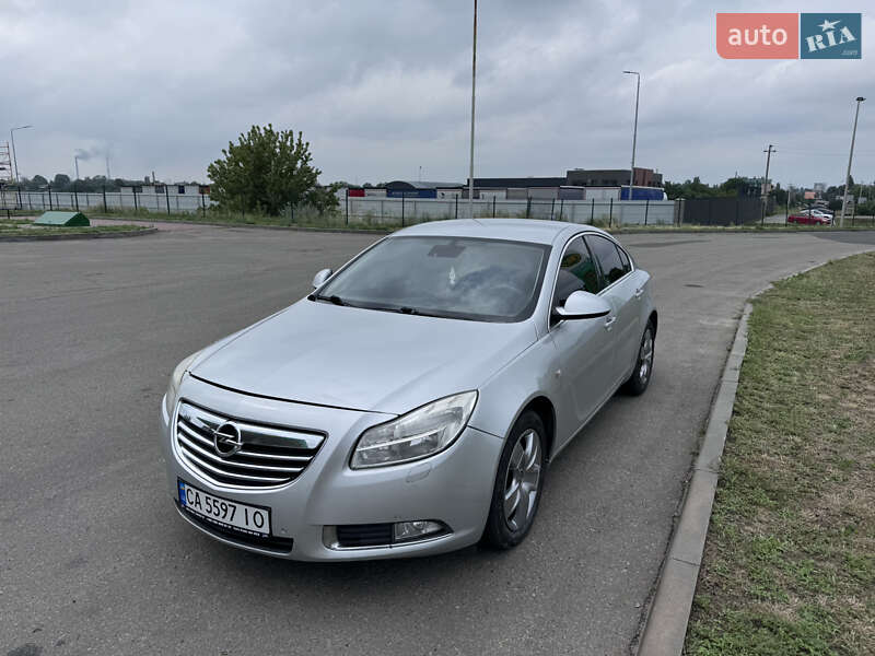 Opel Insignia 2011