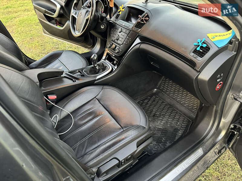 Универсал Opel Insignia 2010 в Хмельницком