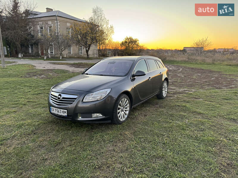 Универсал Opel Insignia 2010 в Хмельницком