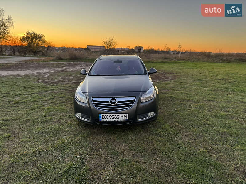 Универсал Opel Insignia 2010 в Хмельницком