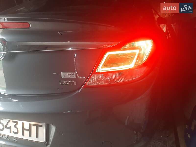 Ліфтбек Opel Insignia 2012 в Хусті