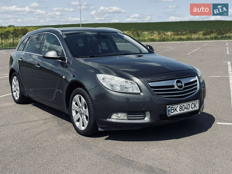 Opel Insignia 2010