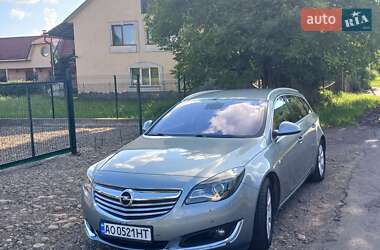 Універсал Opel Insignia 2015 в Тячеві