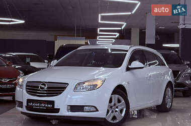 Універсал Opel Insignia 2013 в Миколаєві