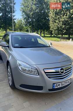 Універсал Opel Insignia 2009 в Житомирі