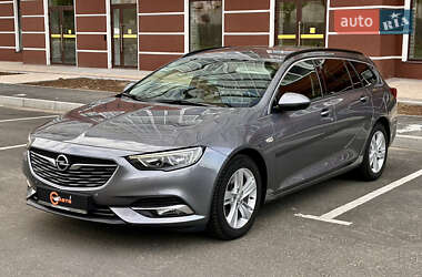 Универсал Opel Insignia 2019 в Умани