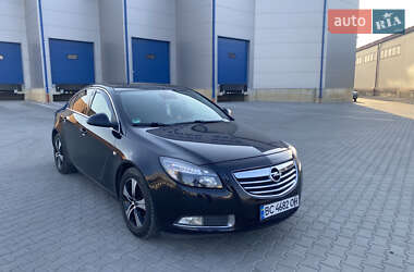 Седан Opel Insignia 2009 в Львове