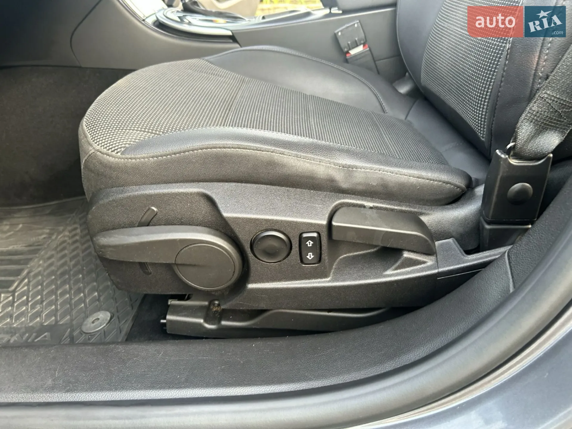 2011 Opel Insignia - мініатюра 24