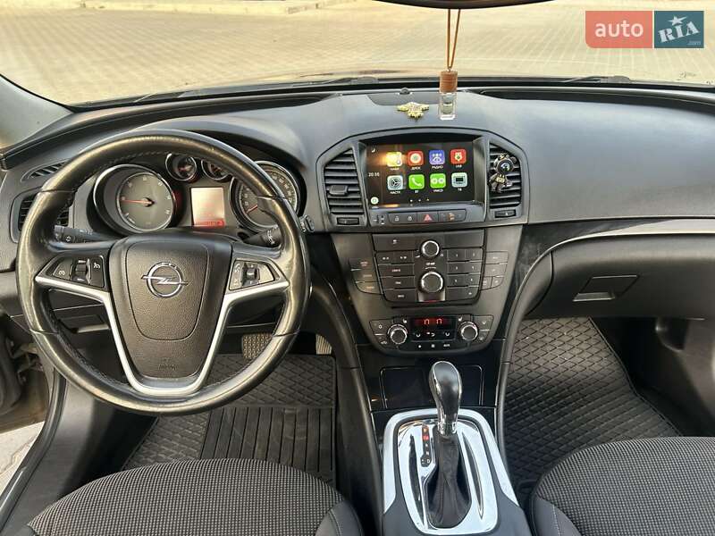 Універсал Opel Insignia 2011 в Могилів-Подільському