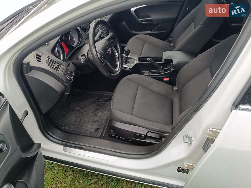 Лифтбек Opel Insignia 2013 в Луцке