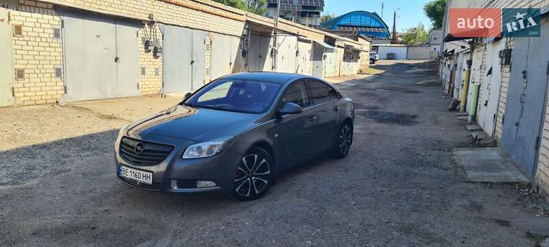 Седан Opel Insignia 2009 в Миколаєві