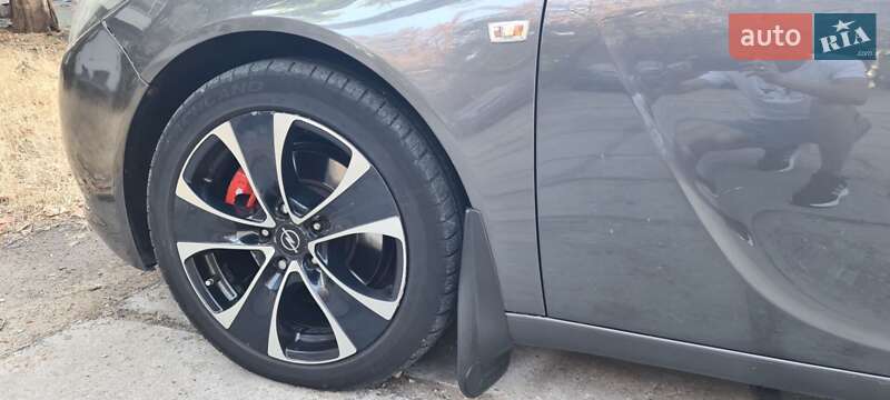 Седан Opel Insignia 2009 в Миколаєві