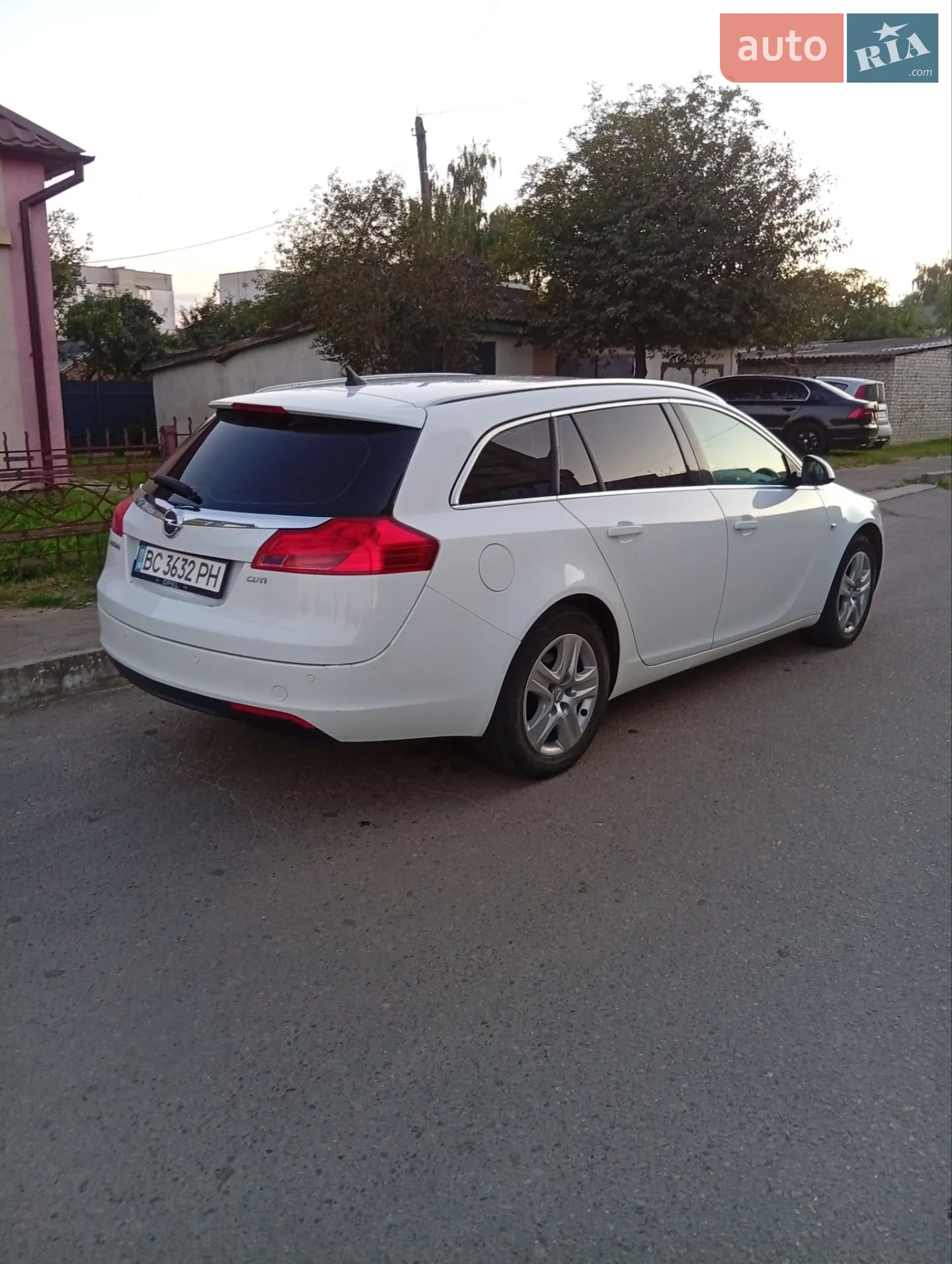 2010 Opel Insignia - мініатюра 4