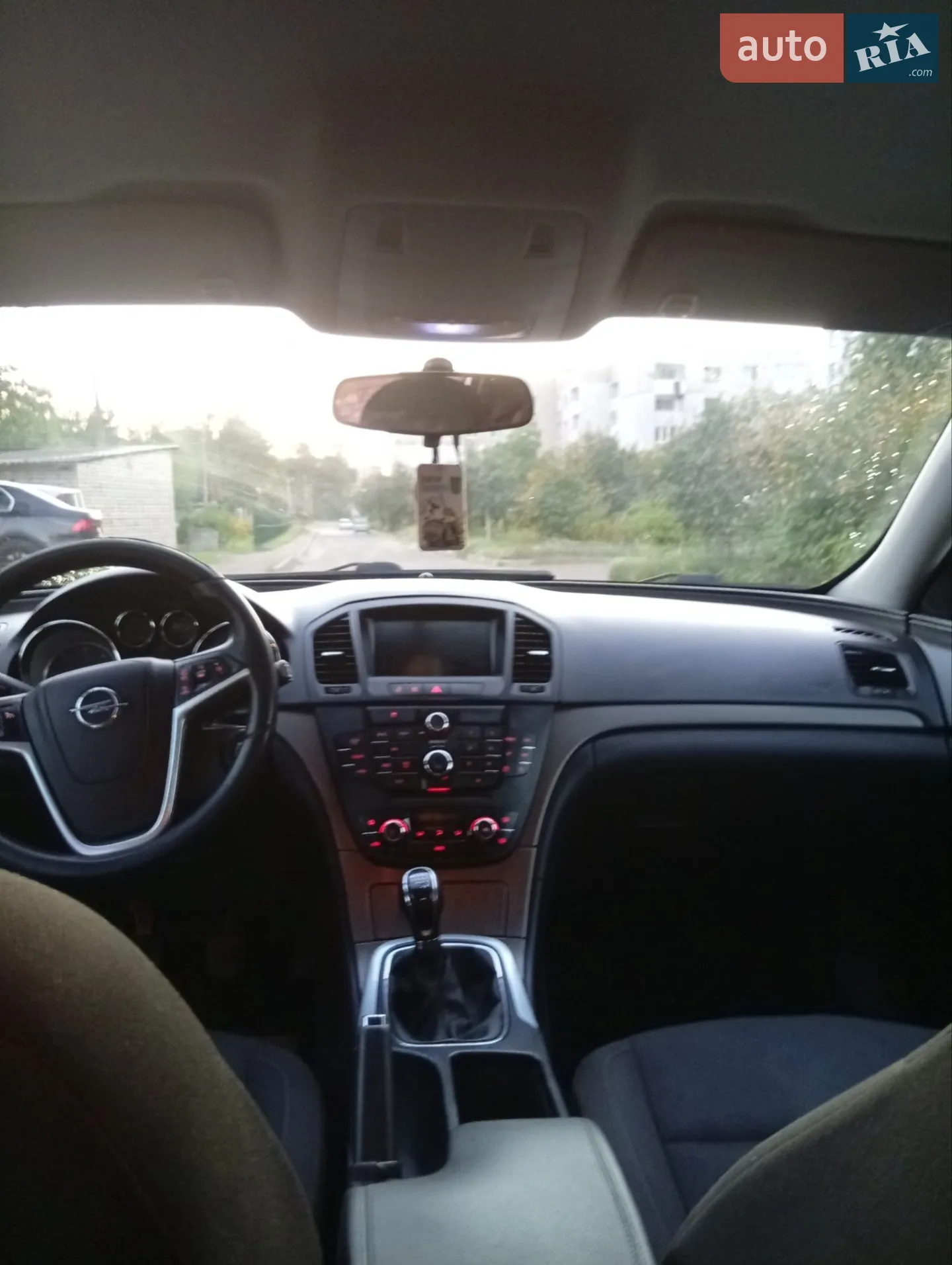 2010 Opel Insignia - мініатюра 7